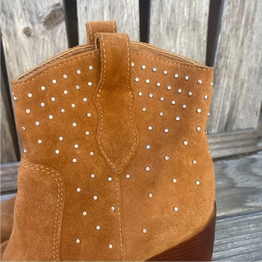 Schutz Laurinete suede Western Booties in brown size 6.5